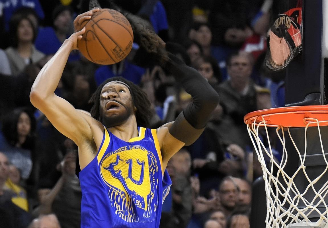 2017年NBA勇士奇才巅峰对决精彩回顾(图3)